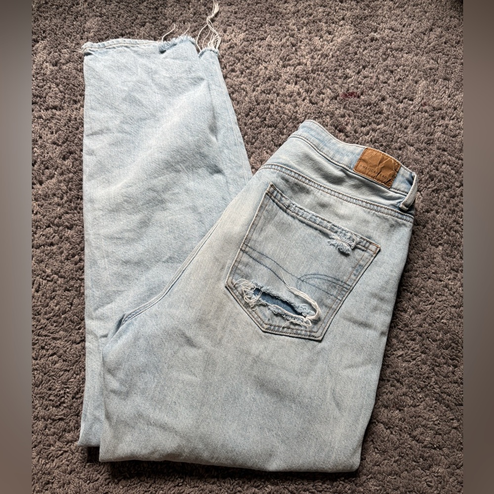 American Eagle Mom Jeans